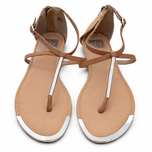 DV by Dolce Vita Shoes - DV by Dolce Vita Labelle T-Strap Sandals Size 9.5 Cognac Boho Chic